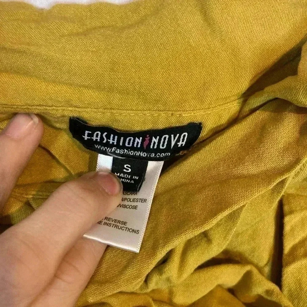 Fashion Nova pants - Picture 3 of 5